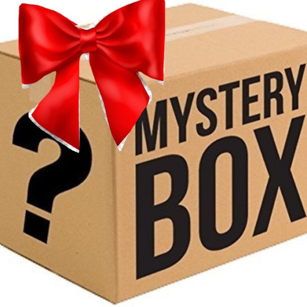 Women’s – Mystery Box 7 Mystery items for summer